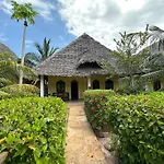 Kiwengwa Bungalow Boutique Resort